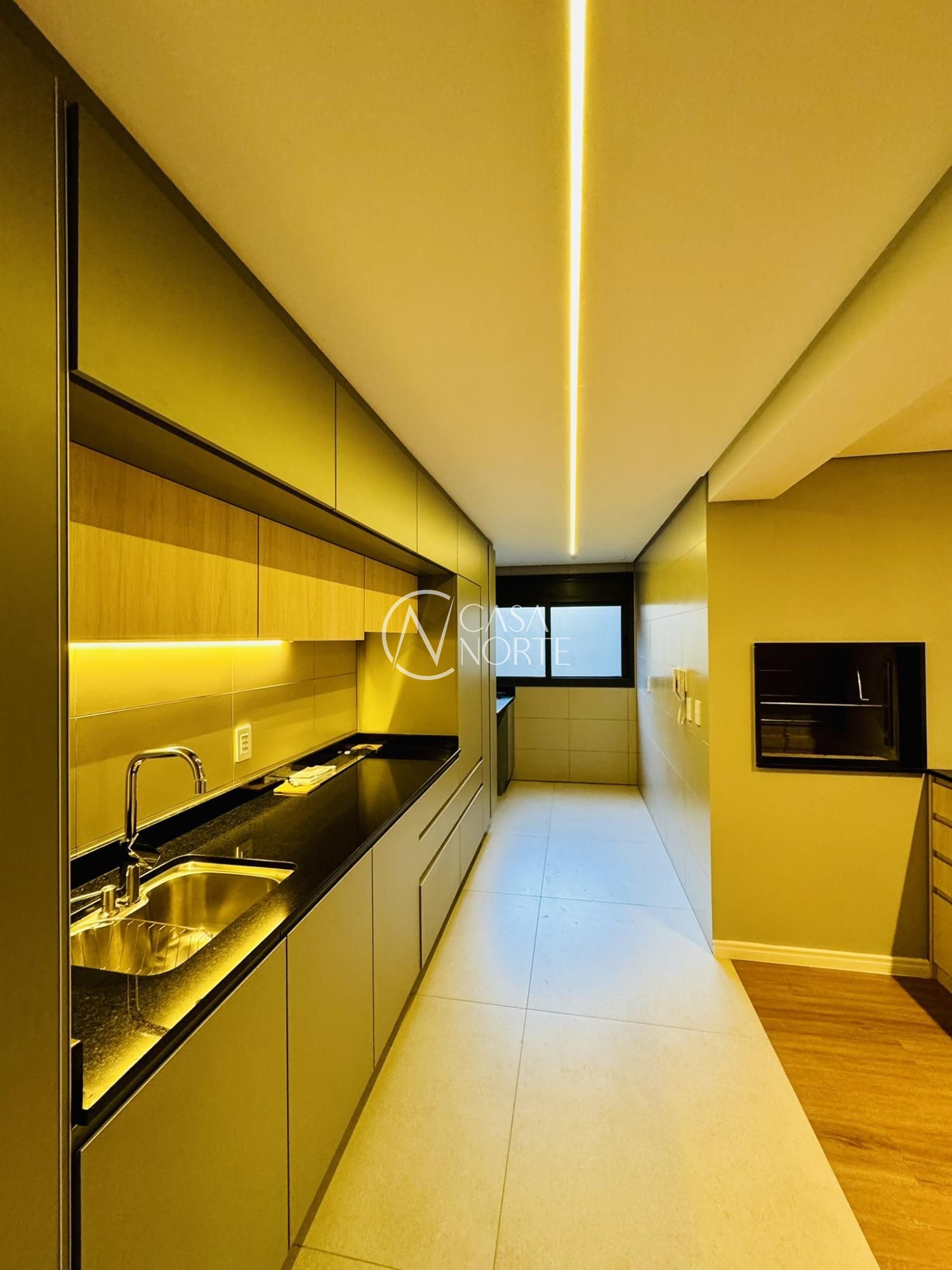 Apartamento à venda com 3 quartos, 114m², 1 suíte, 2 vagas, Rua Ewaldo Campos no bairro Três Figueiras em Porto Alegre