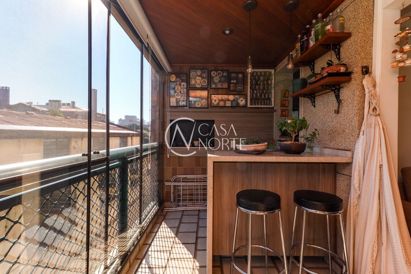 Apartamento à venda com 3 quartos, 87m², 1 vaga, Rua São Manoel no bairro Santana em Porto Alegre