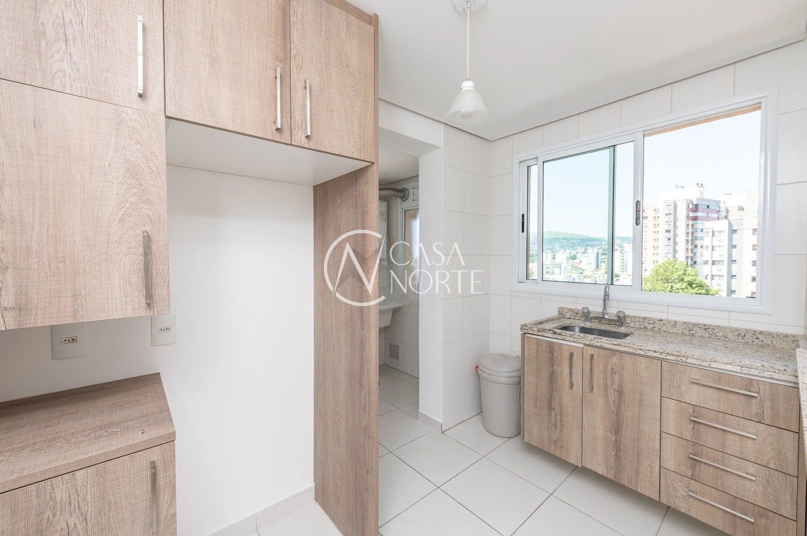 Apartamento à venda com 2 quartos, 66m², 1 suíte, 1 vaga, Rua Machado de Assis no bairro Petrópolis em Porto Alegre