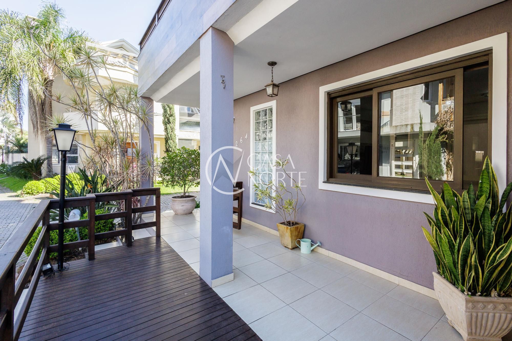 Casa à venda com 4 quartos, 226m², 2 suítes, 3 vagas, Avenida Ecoville no bairro Sarandi em Porto Alegre