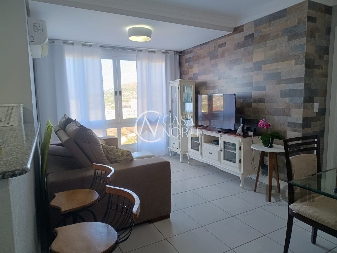 Apartamento à venda com 2 quartos, 75m², 1 suíte, 1 vaga, Avenida Cinco de Novembro no bairro Teresópolis em Porto Alegre