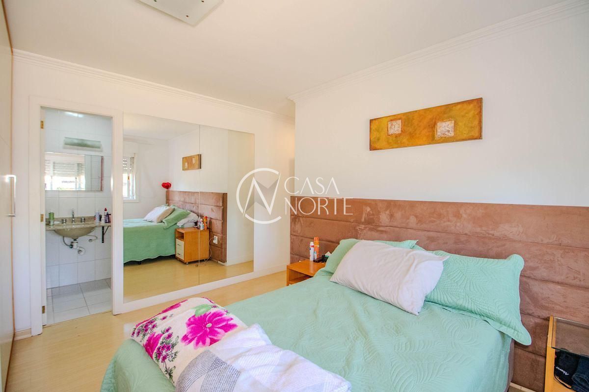 Apartamento à venda com 2 quartos, 55m², 1 suíte, 2 vagas, Rua Ariovaldo Pinheiro no bairro Passo da Areia em Porto Alegre