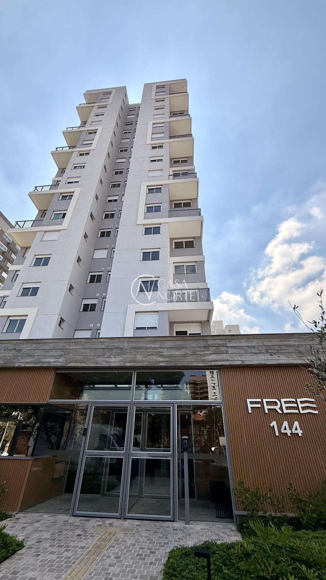 Apartamento à venda com 2 quartos, 74m², 1 suíte, 1 vaga, João Wallig no bairro Passo da Areia em Porto Alegre