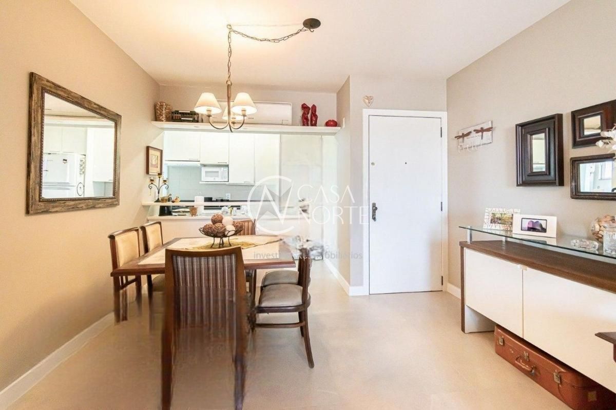 Apartamento à venda com 3 quartos, 72m², 1 suíte, 1 vaga, Rua Professor Cristiano Fischer no bairro Jardim do Salso em Porto Alegre