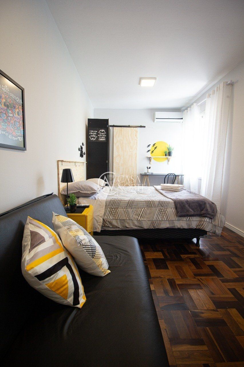 Apartamento à venda com 1 quarto, 30m², Avenida da Azenha no bairro Azenha em Porto Alegre