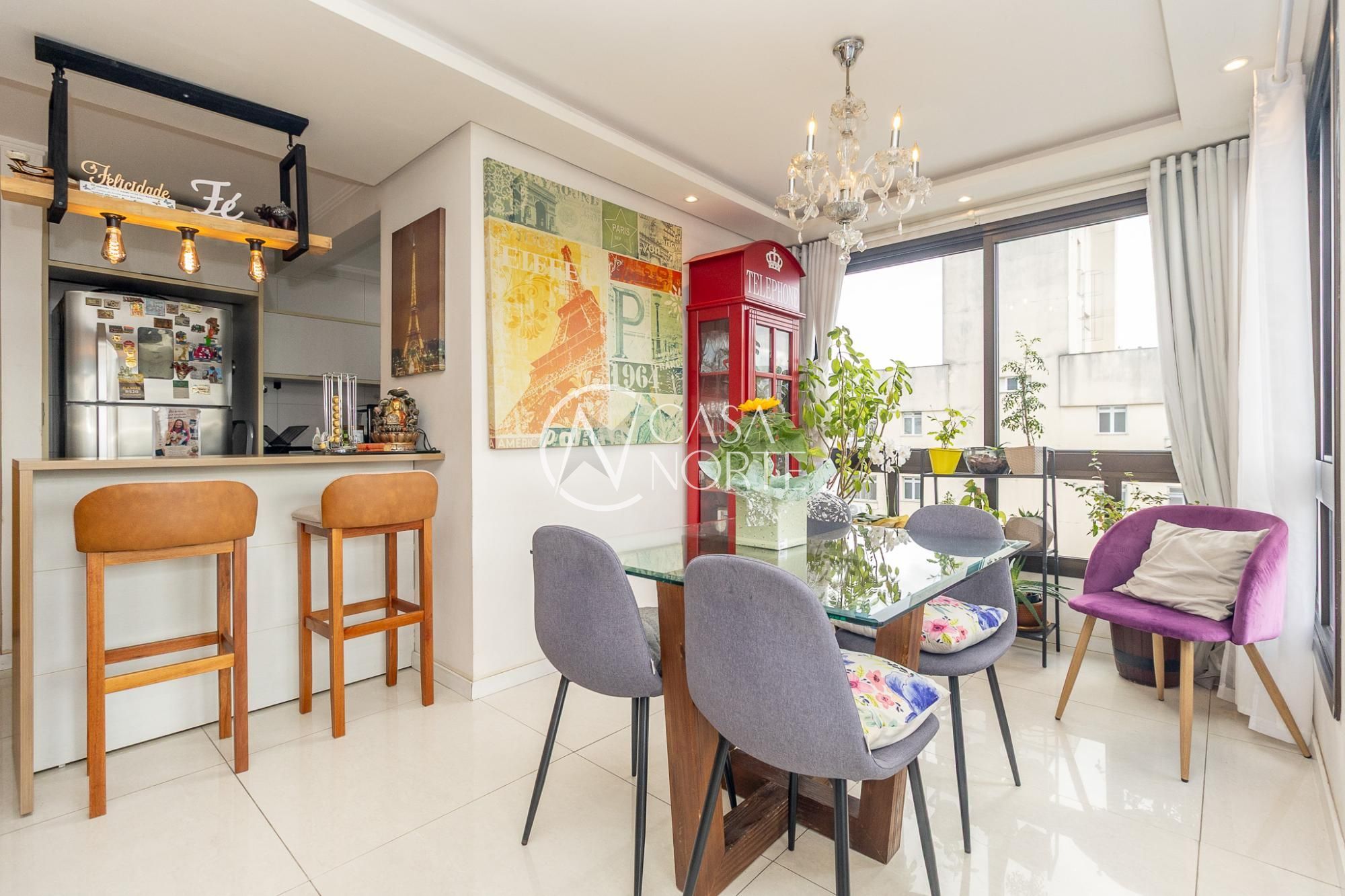 Apartamento à venda com 2 quartos, 80m², 1 suíte, 2 vagas, Praça Dom Pedro no bairro Vila Ipiranga em Porto Alegre
