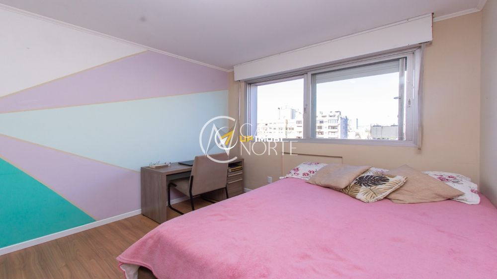 Apartamento à venda com 1 quarto, 43m², Rua Duque de Caxias no bairro Centro Histórico em Porto Alegre