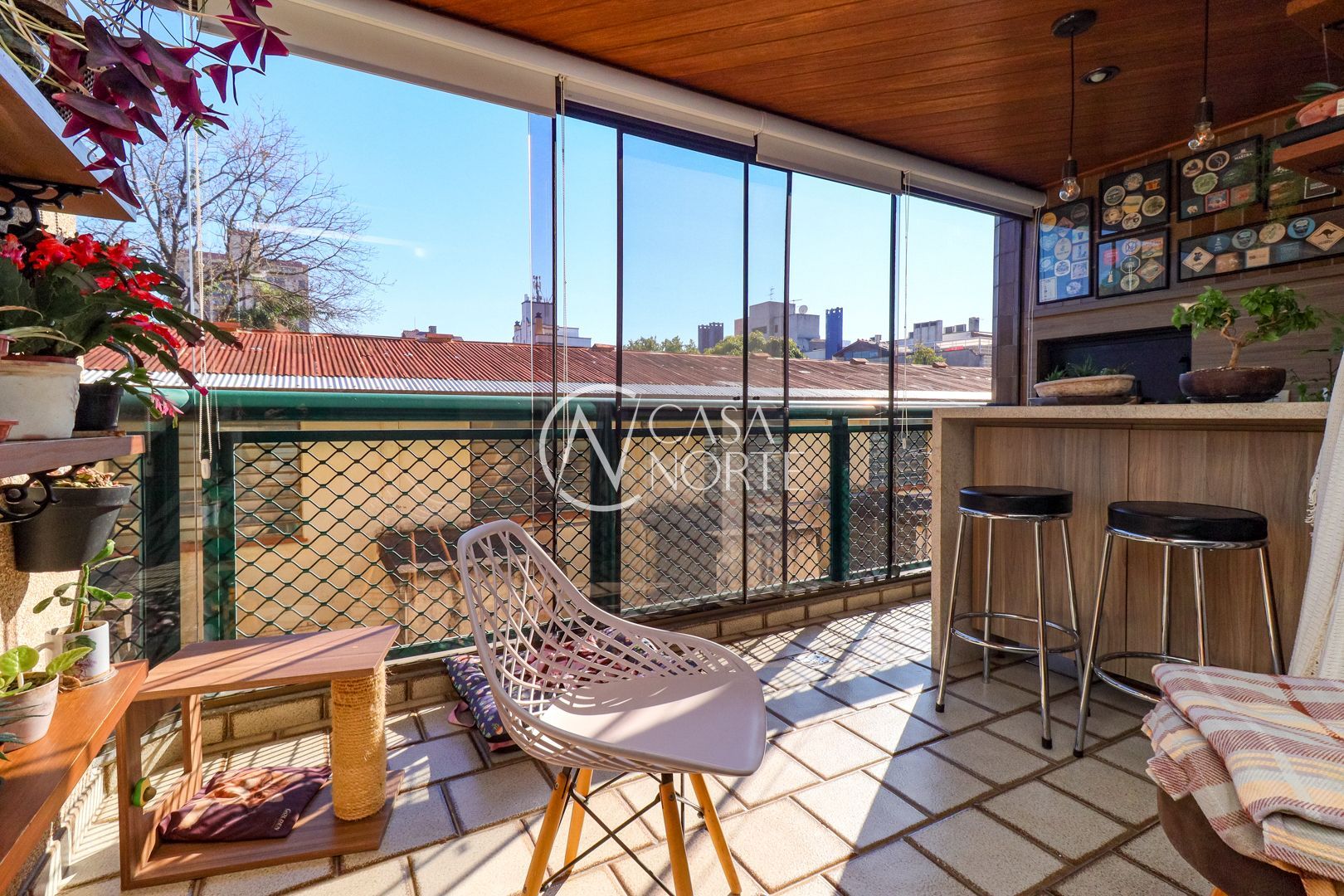 Apartamento à venda com 3 quartos, 87m², 1 vaga, Rua São Manoel no bairro Santana em Porto Alegre