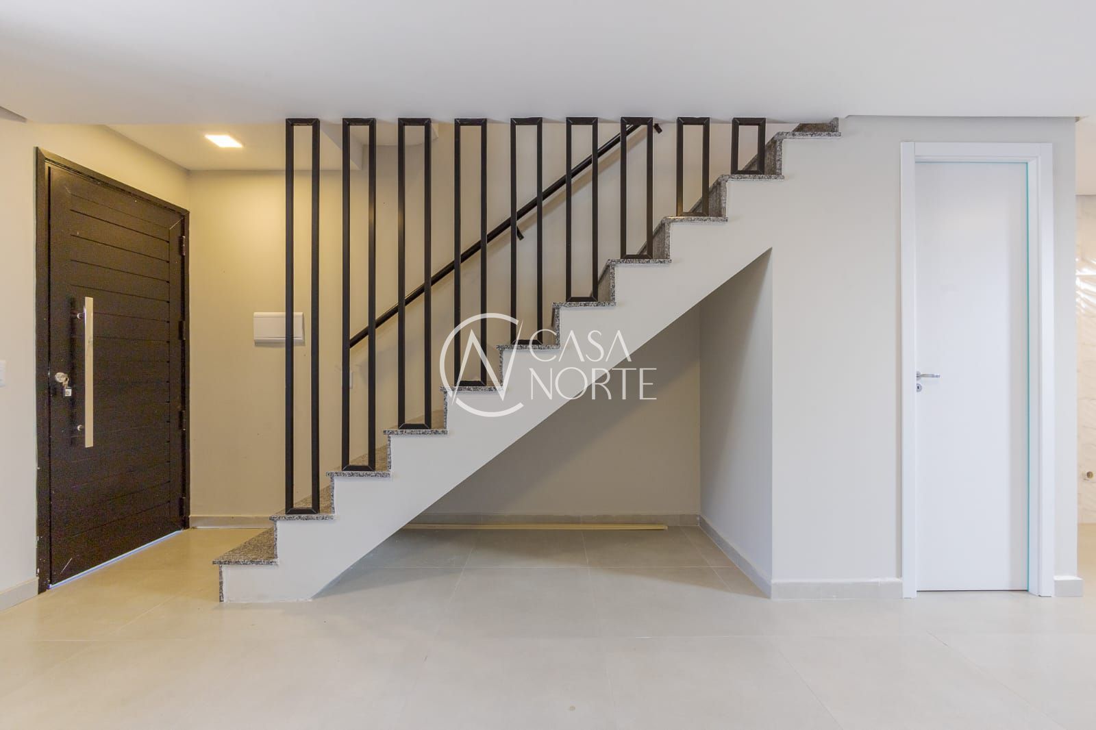 Casa de Condomínio à venda com 3 quartos, 94m², 1 suíte, 1 vaga, Travessa Lucas de Lima no bairro Medianeira em Porto Alegre