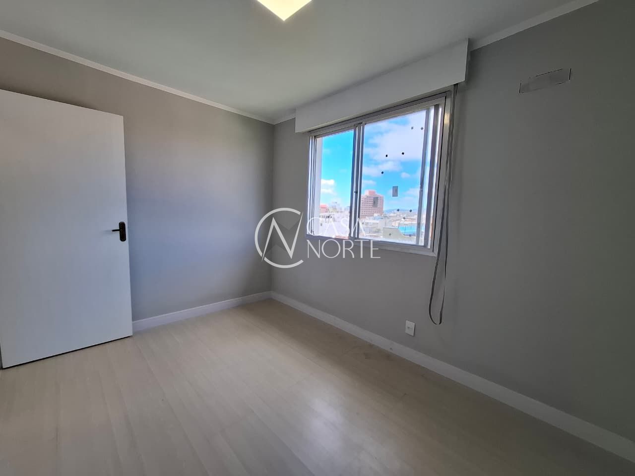 Apartamento à venda com 2 quartos, 67m², 1 vaga, Rua Olavo Bilac no bairro Azenha em Porto Alegre