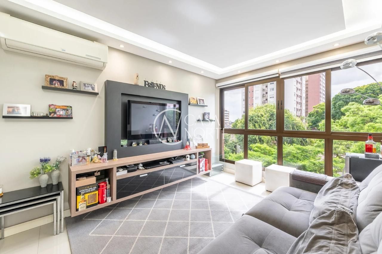Apartamento à venda com 2 quartos, 73m², 1 suíte, 2 vagas, Rua Faria Santos no bairro Petrópolis em Porto Alegre