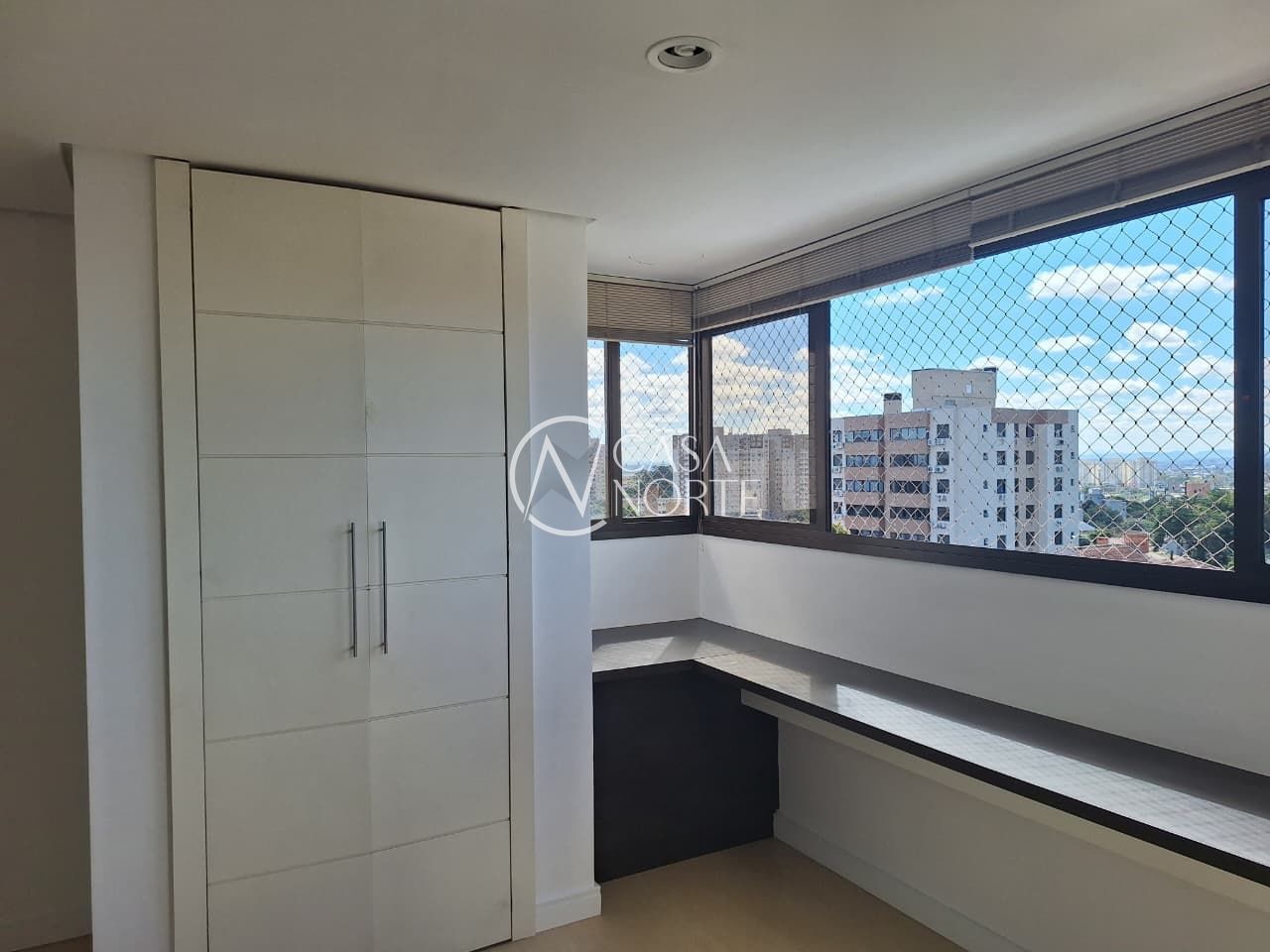 Apartamento à venda com 2 quartos, 83m², 1 suíte, 1 vaga, Rua Gana no bairro Vila Ipiranga em Porto Alegre