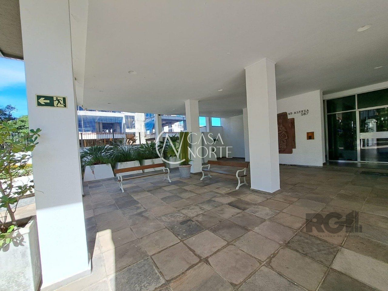 Apartamento à venda com 3 quartos, 99m², 1 vaga, Rua Ferreira Viana no bairro Petrópolis em Porto Alegre