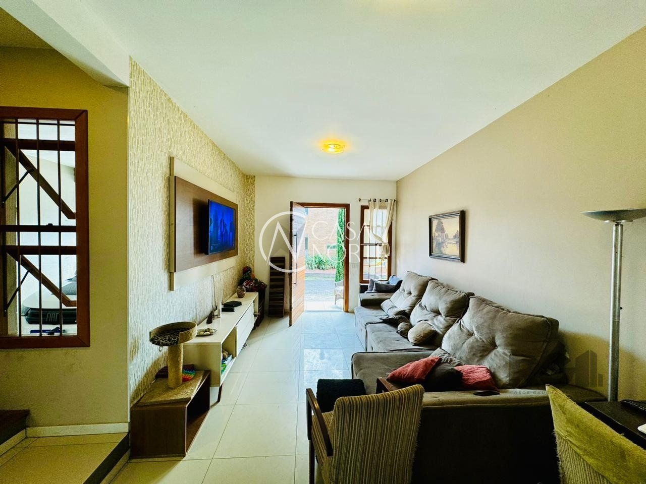 Casa de Condomínio à venda com 3 quartos, 140m², 1 suíte, 2 vagas, Rua Deputado Hugo Mardini no bairro Passo das Pedras em Porto Alegre