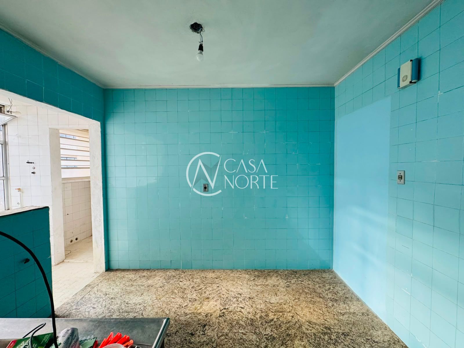 Apartamento à venda com 3 quartos, 108m², 1 suíte, 1 vaga, Avenida Carlos Gomes no bairro Boa Vista em Porto Alegre