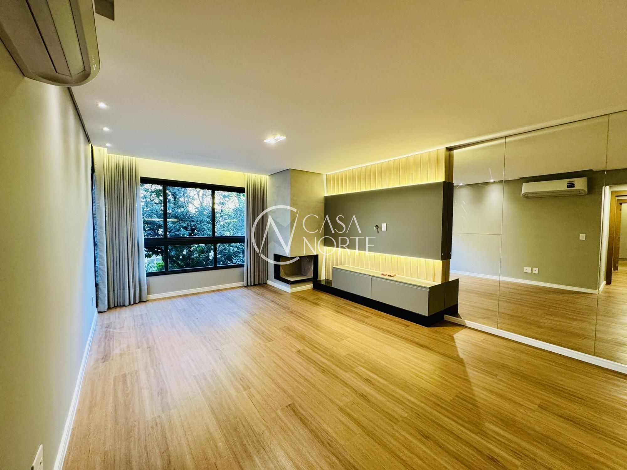 Apartamento à venda com 3 quartos, 114m², 1 suíte, 2 vagas, Rua Ewaldo Campos no bairro Três Figueiras em Porto Alegre