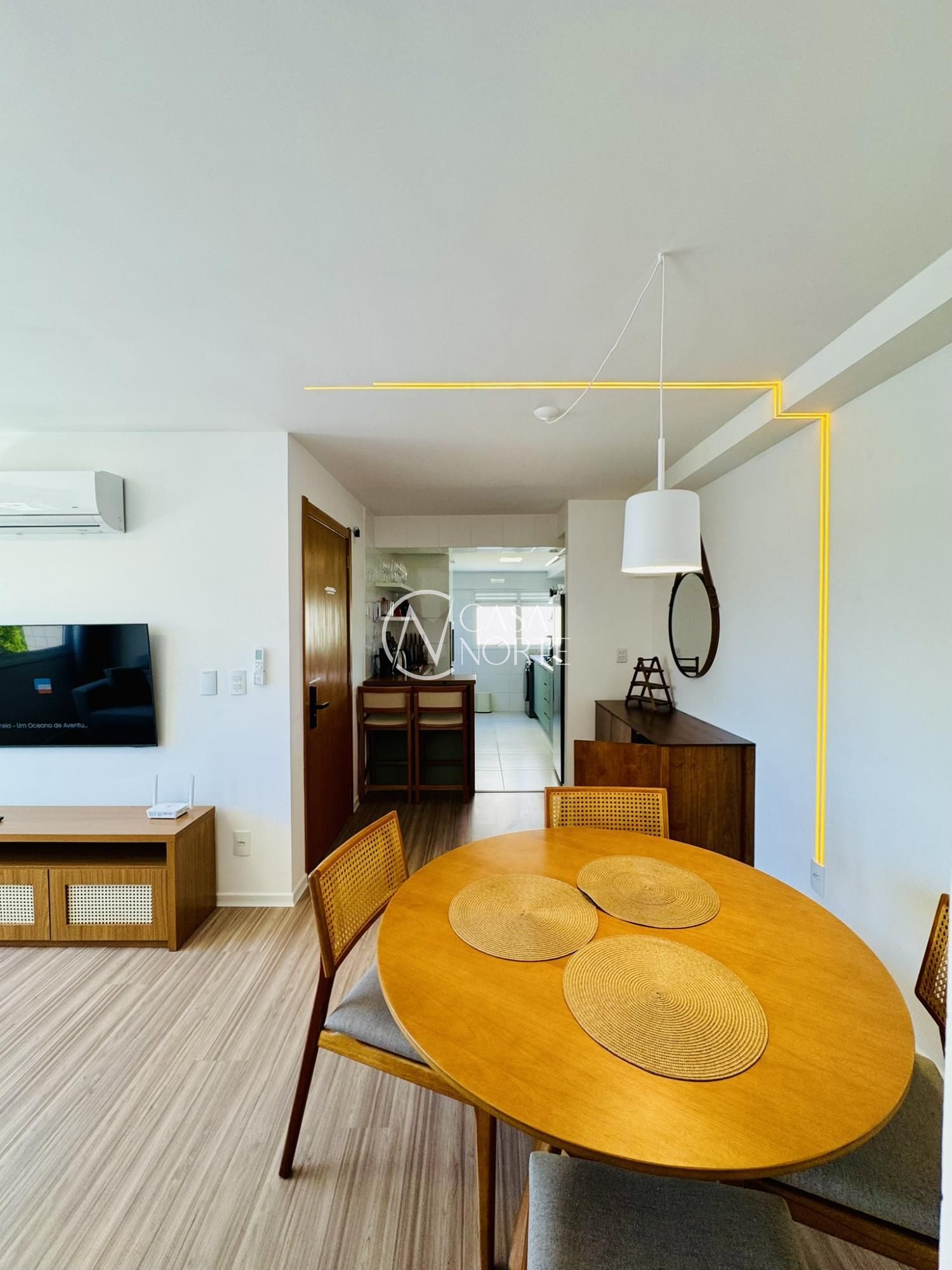 Apartamento à venda com 2 quartos, 64m², 1 suíte, 2 vagas, Rua São Simão no bairro Jardim do Salso em Porto Alegre