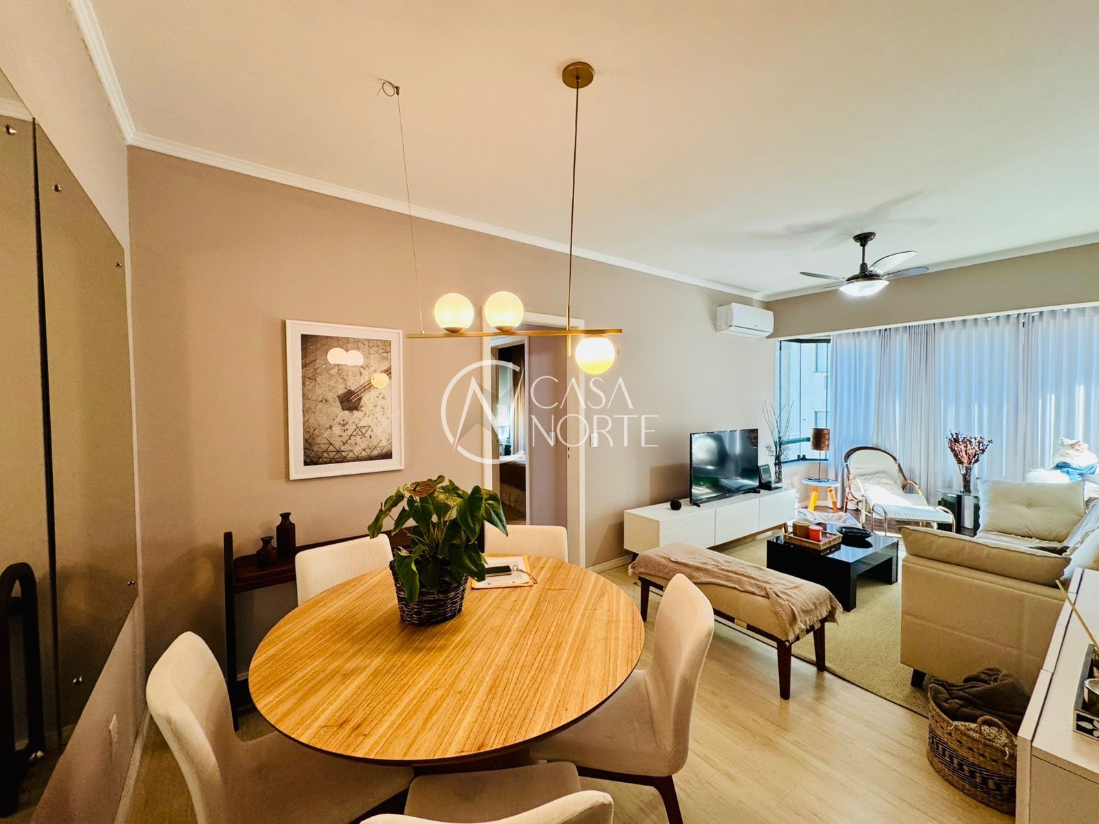 Apartamento à venda com 2 quartos, 85m², 1 vaga, Rua José de Alencar no bairro Menino Deus em Porto Alegre