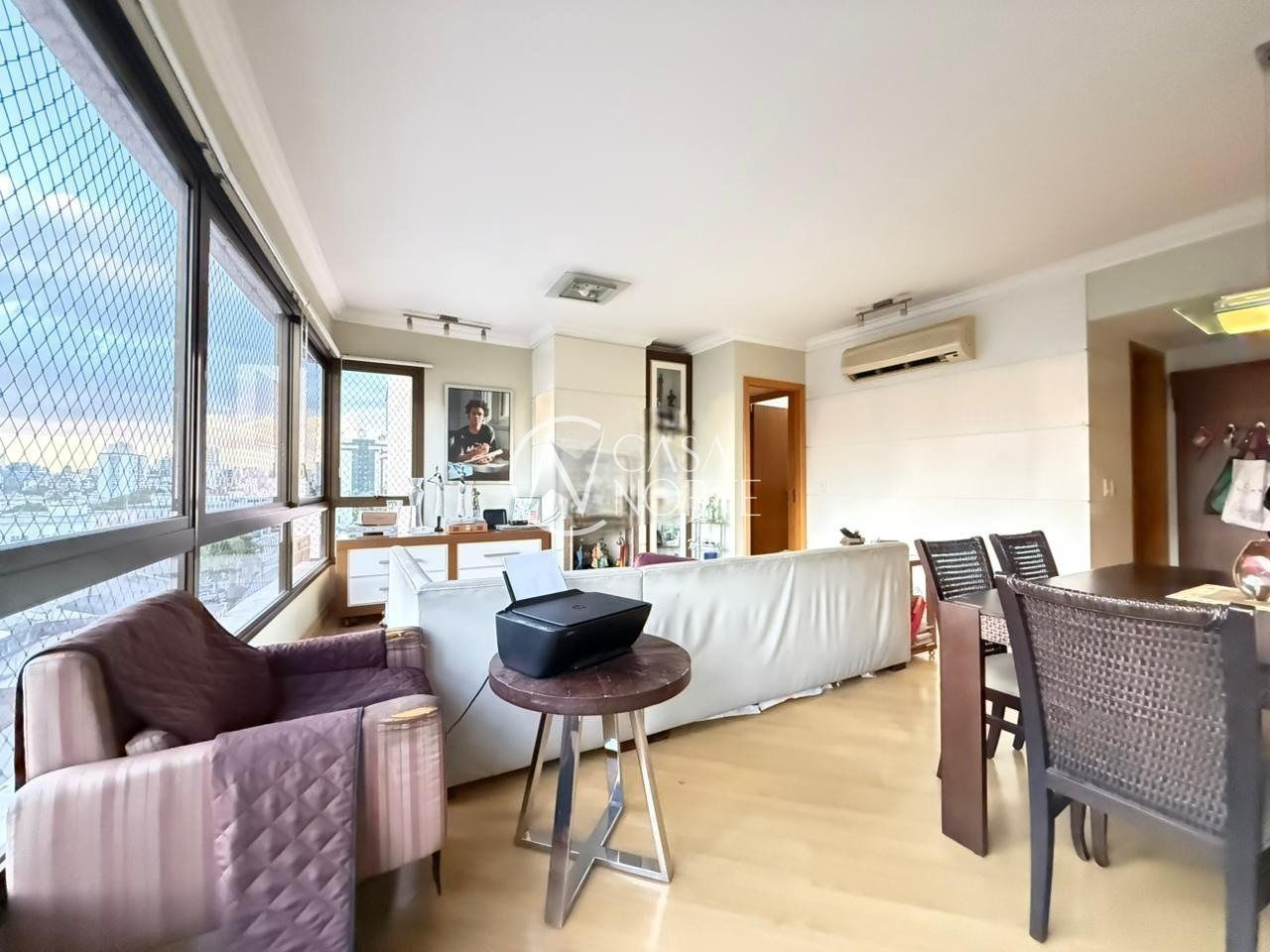 Apartamento à venda com 3 quartos, 106m², 2 suítes, 2 vagas, Rua Costa no bairro Menino Deus em Porto Alegre