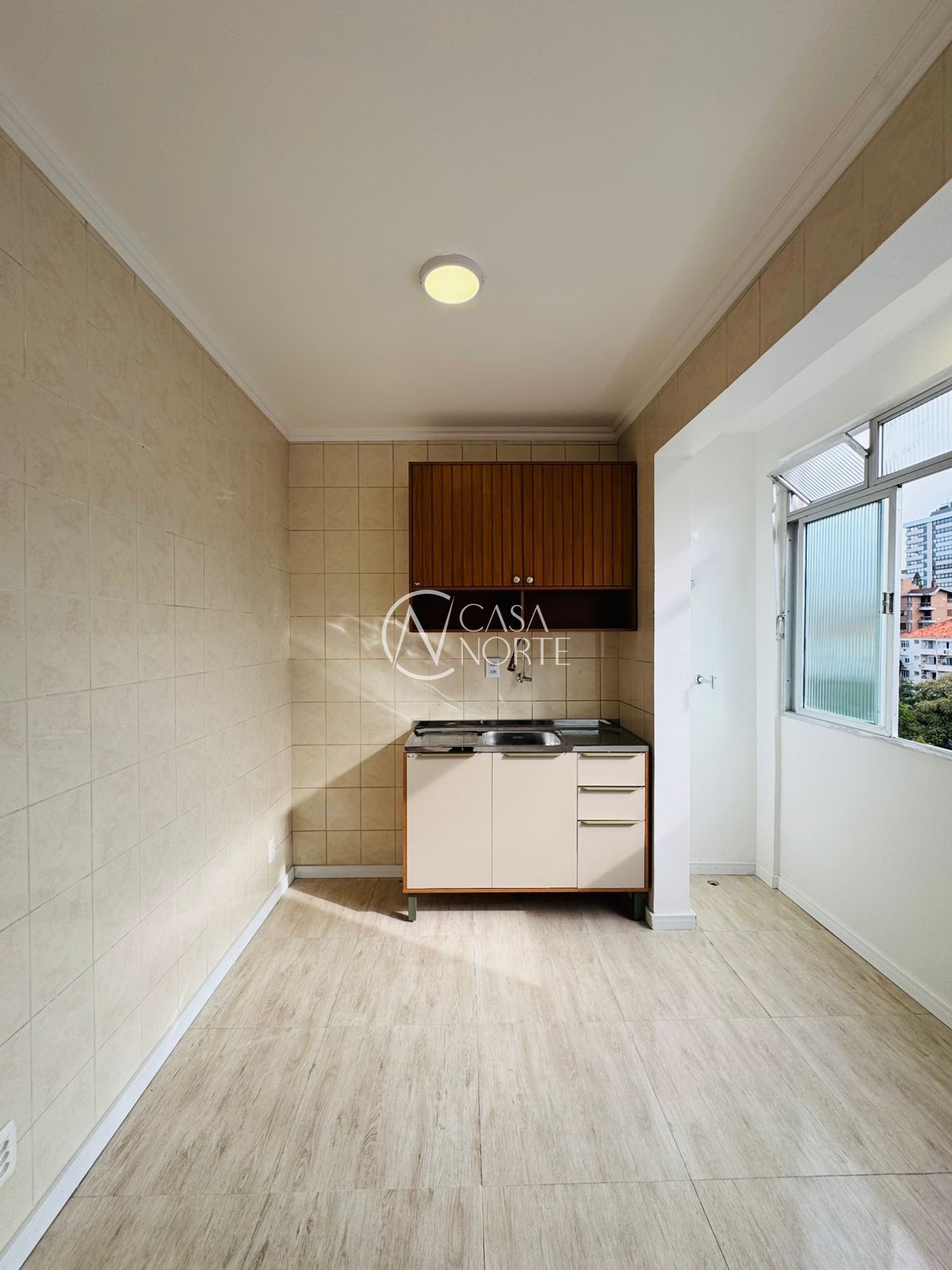 Apartamento à venda com 2 quartos, 47m², 1 vaga, Rua Artigas no bairro Petrópolis em Porto Alegre