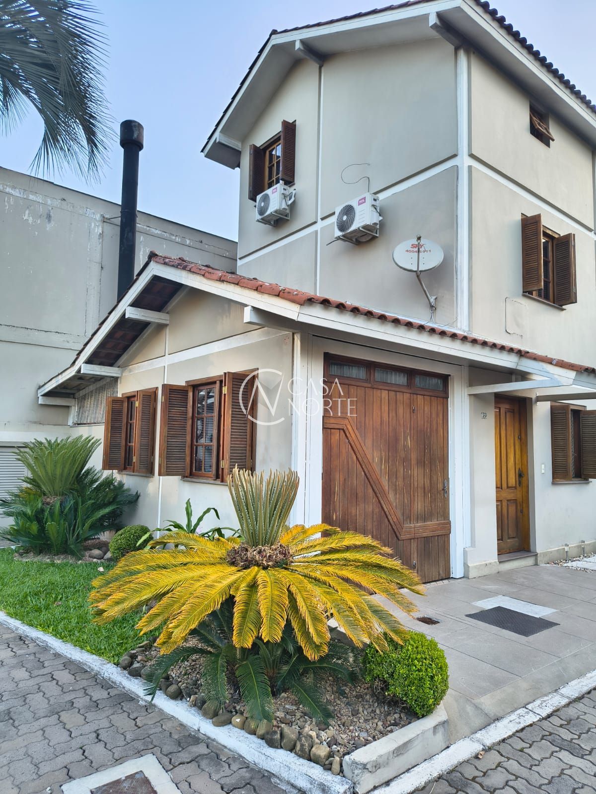 Casa de Condomínio à venda com 3 quartos, 90m², 2 vagas, Rua Professor Carvalho Freitas no bairro Teresópolis em Porto Alegre