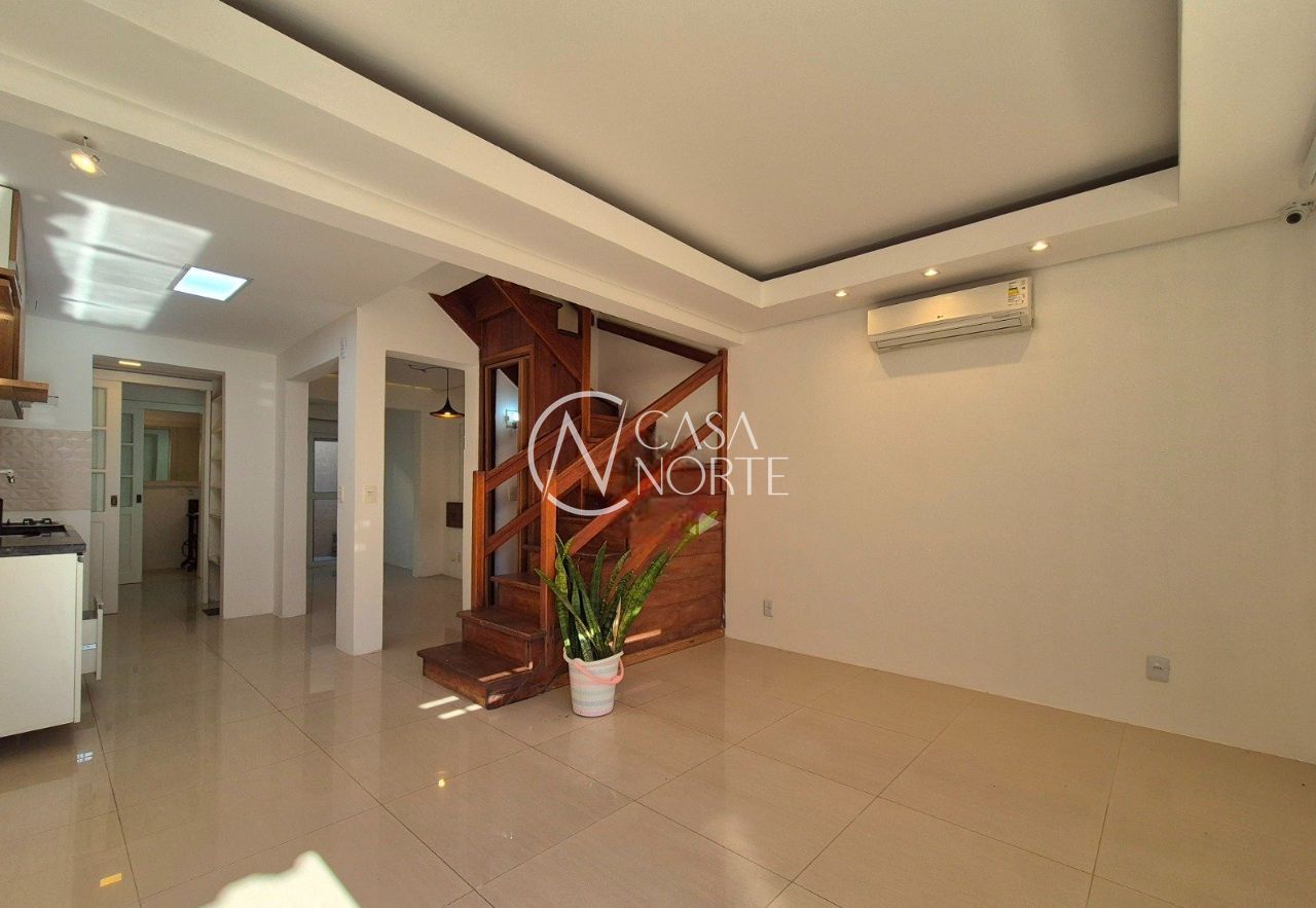 Casa de Condomínio à venda com 3 quartos, 77m², 2 suítes, 1 vaga, Praça Engenheiro Daniel Ribeiro no bairro Humaitá em Porto Alegre