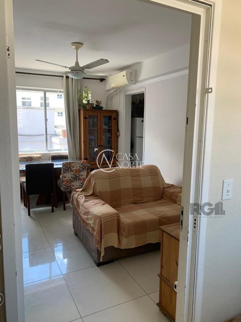 Apartamento à venda com 1 quarto, 31m², Avenida Coronel Lucas de Oliveira no bairro Petrópolis em Porto Alegre