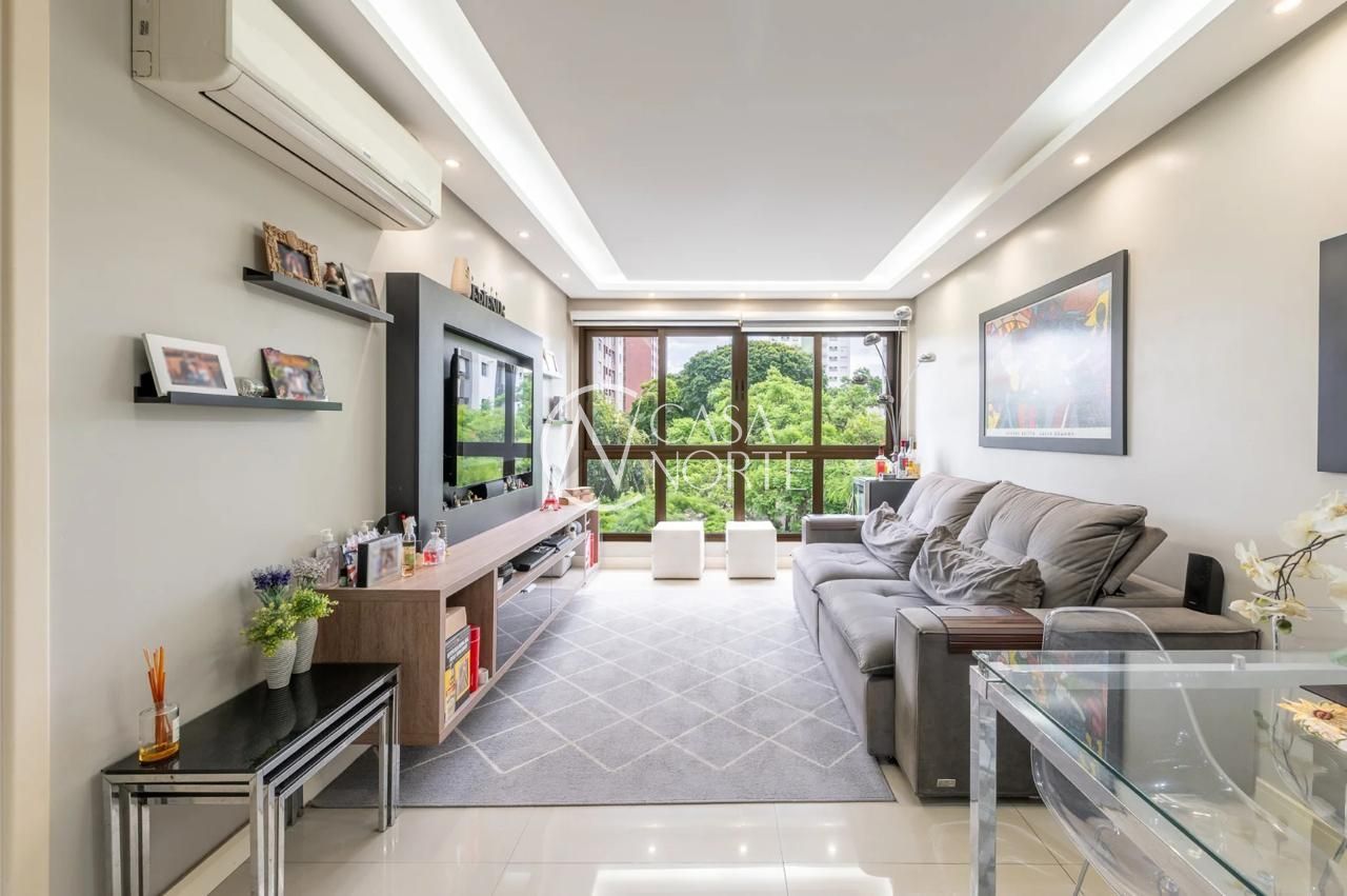 Apartamento à venda com 2 quartos, 73m², 1 suíte, 2 vagas, Rua Faria Santos no bairro Petrópolis em Porto Alegre