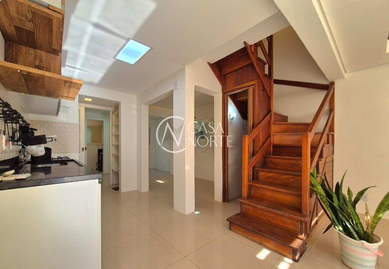 Casa de Condomínio à venda com 3 quartos, 77m², 2 suítes, 1 vaga, Praça Engenheiro Daniel Ribeiro no bairro Humaitá em Porto Alegre