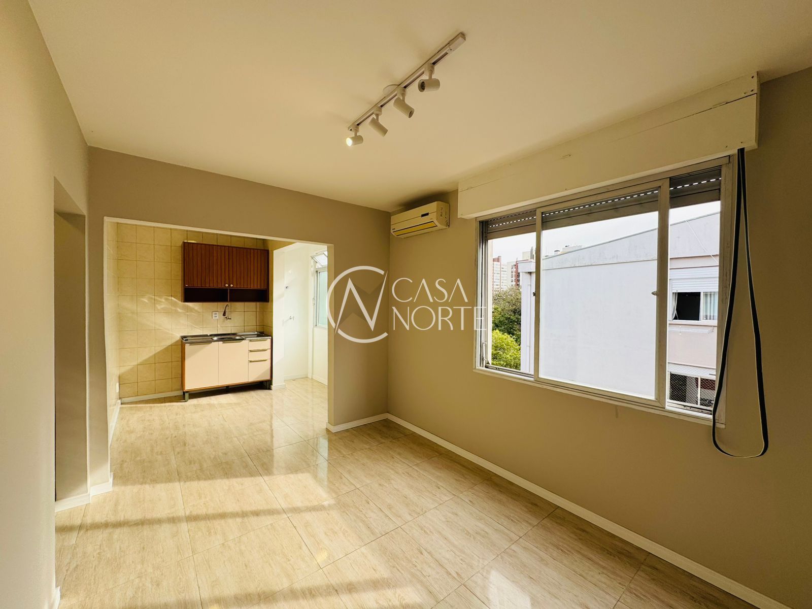 Apartamento à venda com 2 quartos, 47m², 1 vaga, Rua Artigas no bairro Petrópolis em Porto Alegre