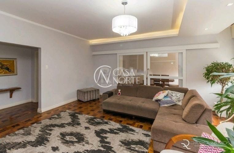Apartamento à venda com 4 quartos, 176m², 1 vaga, Rua São Francisco da California no bairro Higienópolis em Porto Alegre
