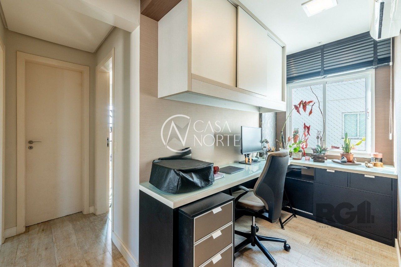 Apartamento à venda com 3 quartos, 106m², 1 suíte, 2 vagas, Rua Jari no bairro Passo da Areia em Porto Alegre