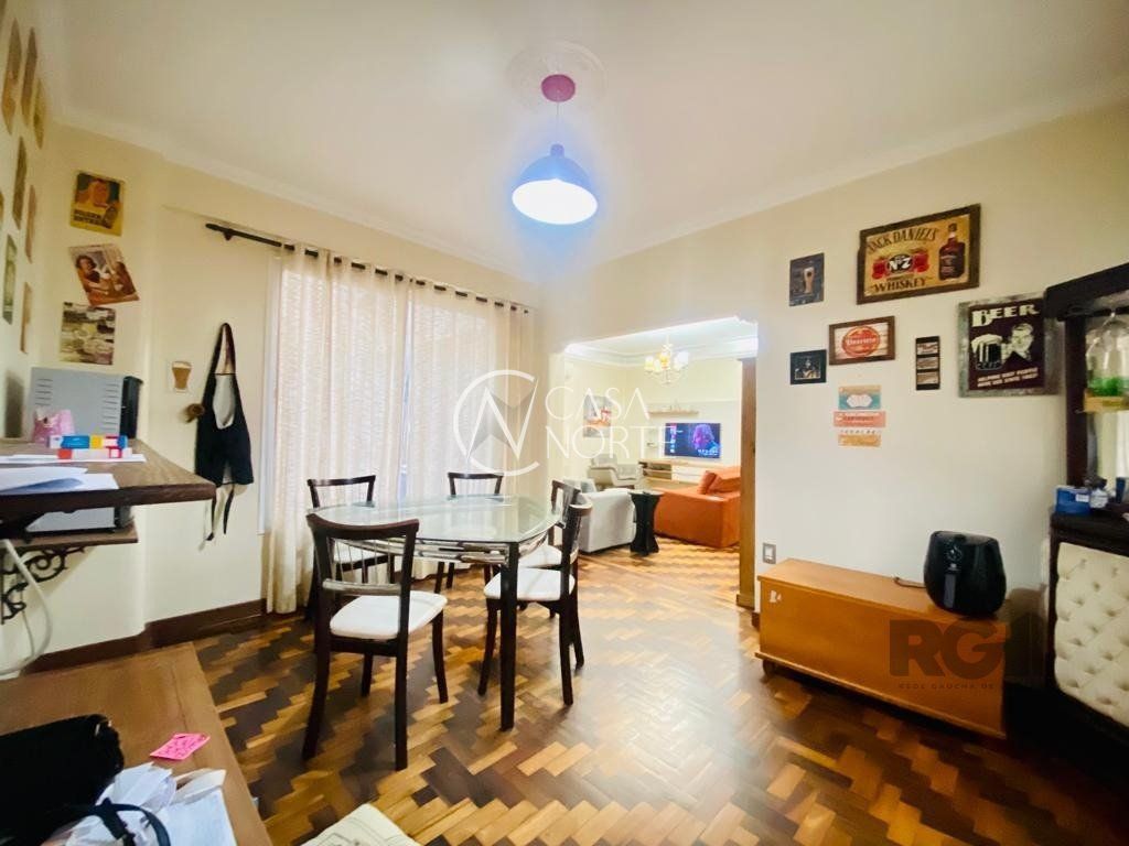Apartamento à venda com 3 quartos, 110m², 1 vaga, Rua Felix da Cunha no bairro Floresta em Porto Alegre