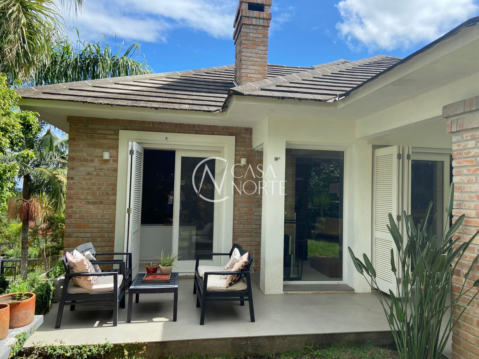 Casa de Condomínio à venda com 3 quartos, 1455m², 1 suíte, 4 vagas, Estrada Jorge Pereira Nunes no bairro Aberta dos Morros em Porto Alegre