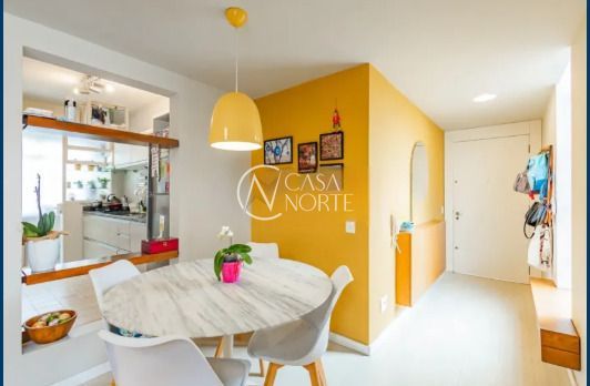 Apartamento à venda com 2 quartos, 81m², 1 suíte, 1 vaga, Rua Casemiro de Abreu no bairro Rio Branco em Porto Alegre