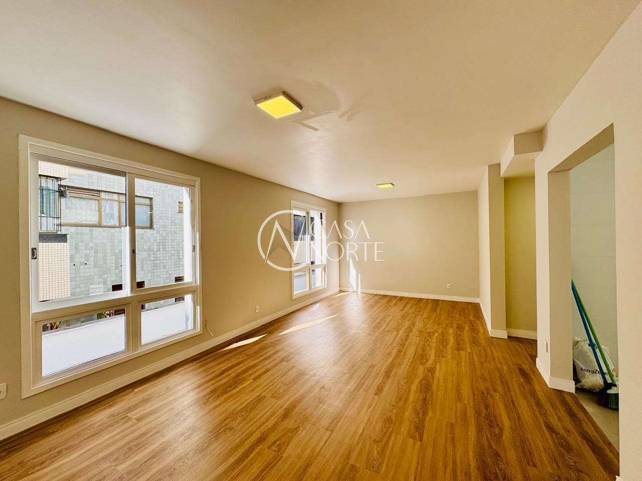 Apartamento à venda com 3 quartos, 115m², 1 suíte, 1 vaga, Avenida Iguassu no bairro Petrópolis em Porto Alegre