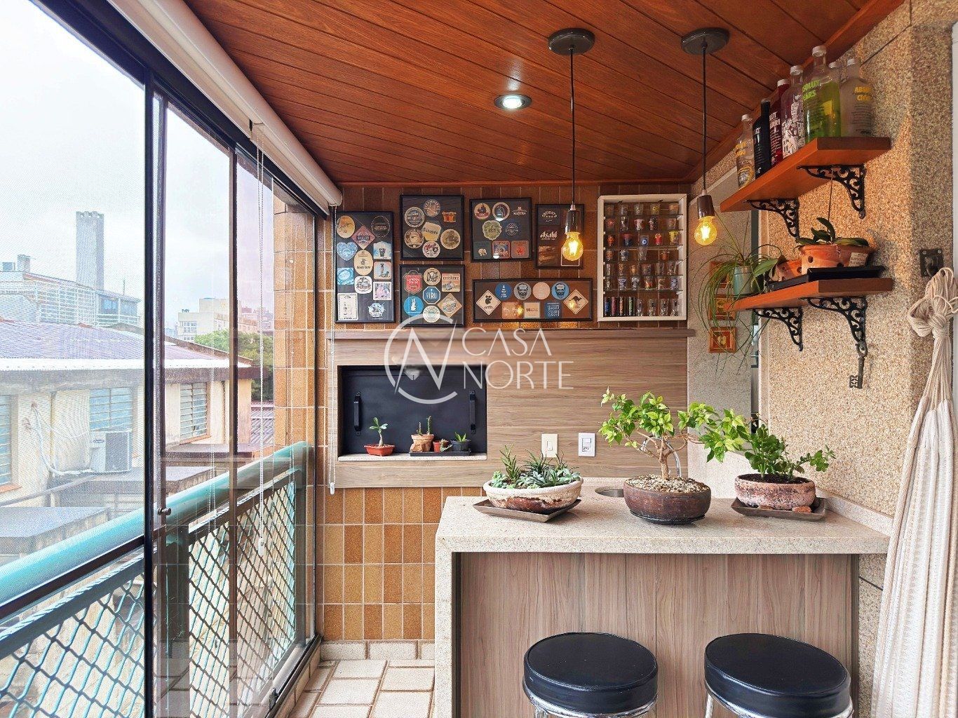 Apartamento à venda com 3 quartos, 87m², 1 vaga, Rua São Manoel no bairro Santana em Porto Alegre