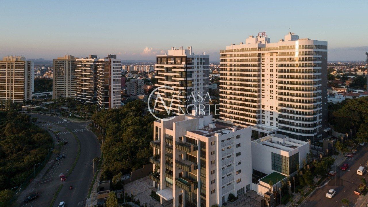 Apartamento à venda com 3 quartos, 325m², 3 suítes, 3 vagas, Avenida Engenheiro Ary de Abreu Lima no bairro Jardim Europa em Porto Alegre