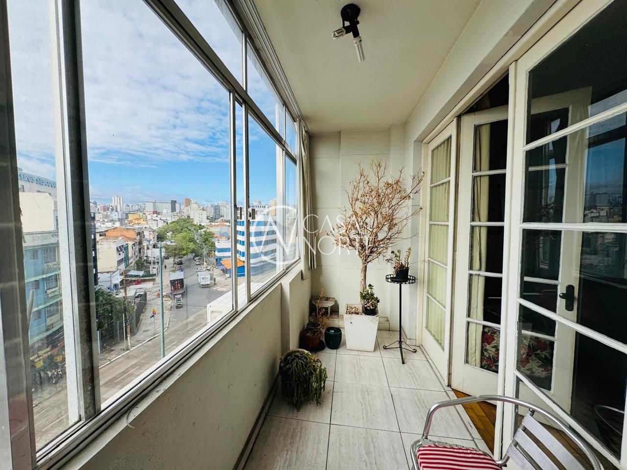 Apartamento à venda com 3 quartos, 126m², 1 suíte, Rua Quintino Bandeira no bairro São Geraldo em Porto Alegre