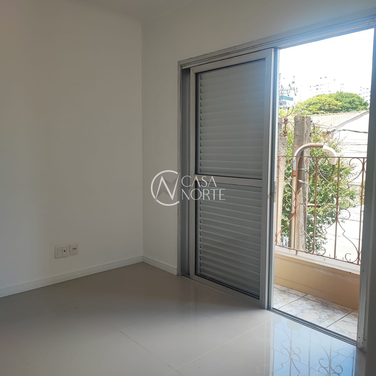 Apartamento à venda com 2 quartos, 66m², 1 suíte, 1 vaga, Rua Antônio Joaquim Mesquita no bairro Passo da Areia em Porto Alegre