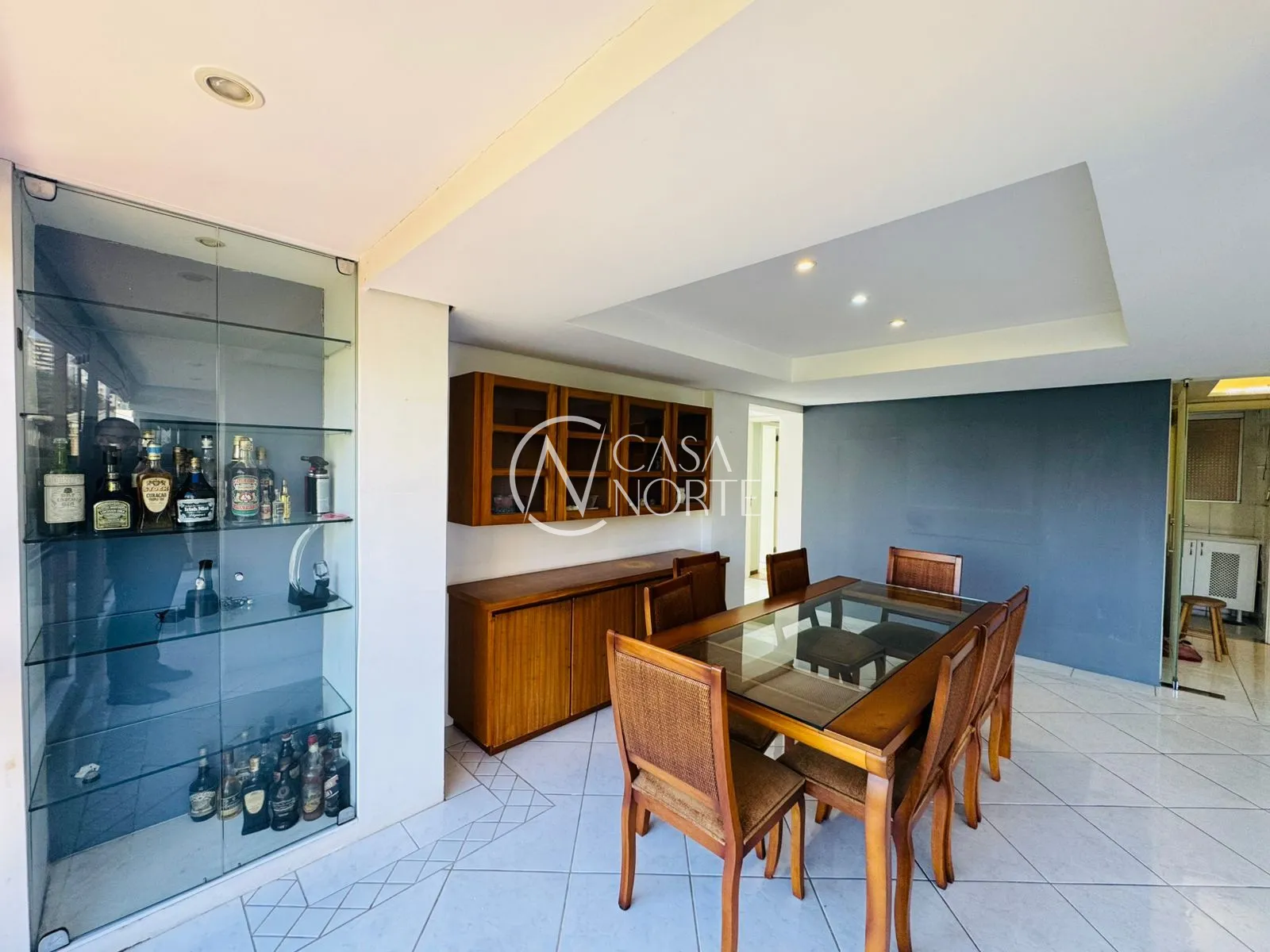 Apartamento à venda com 2 quartos, 106m², 1 suíte, 1 vaga, Rua Comendador Coruja no bairro Floresta em Porto Alegre