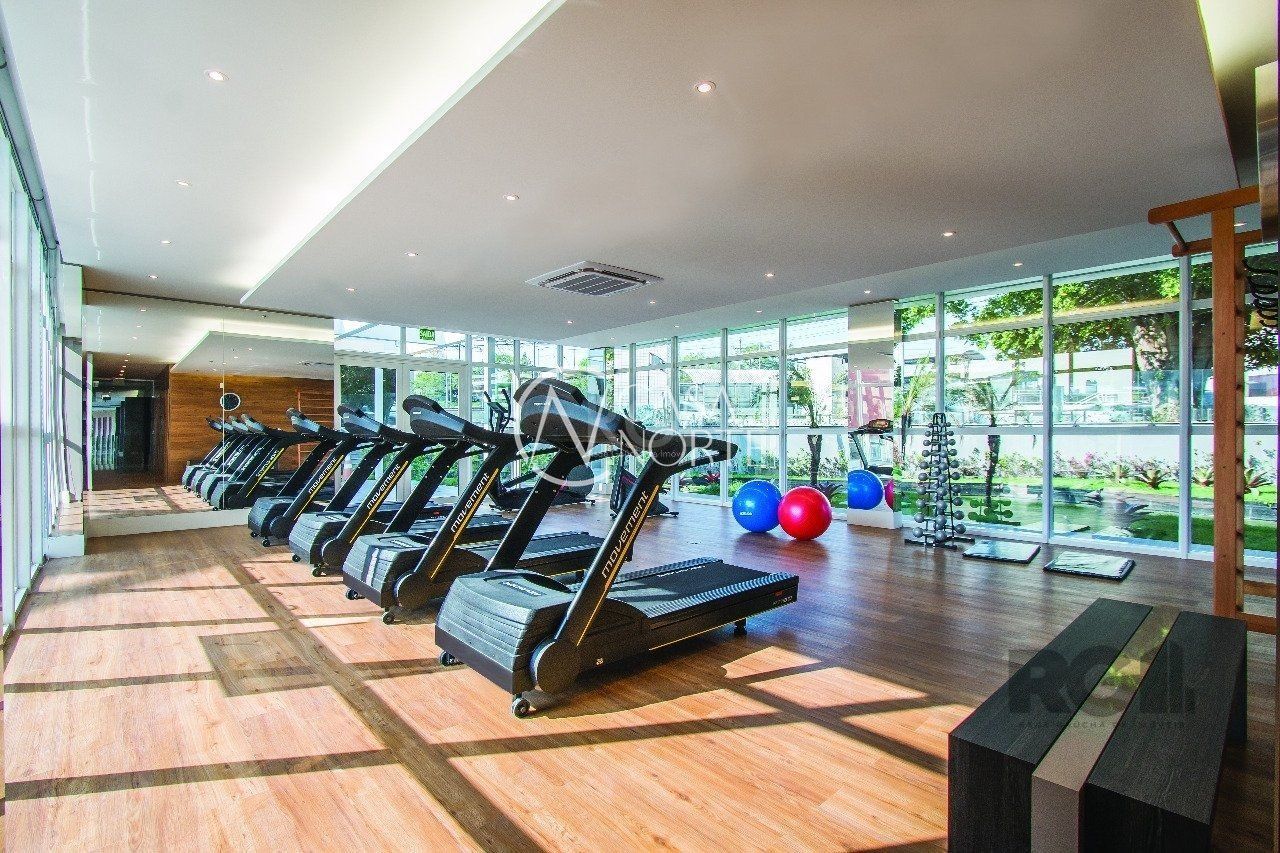 Sala Comercial à venda , 35m², 1 vaga, Avenida Senador Tarso Dutra no bairro Petrópolis em Porto Alegre