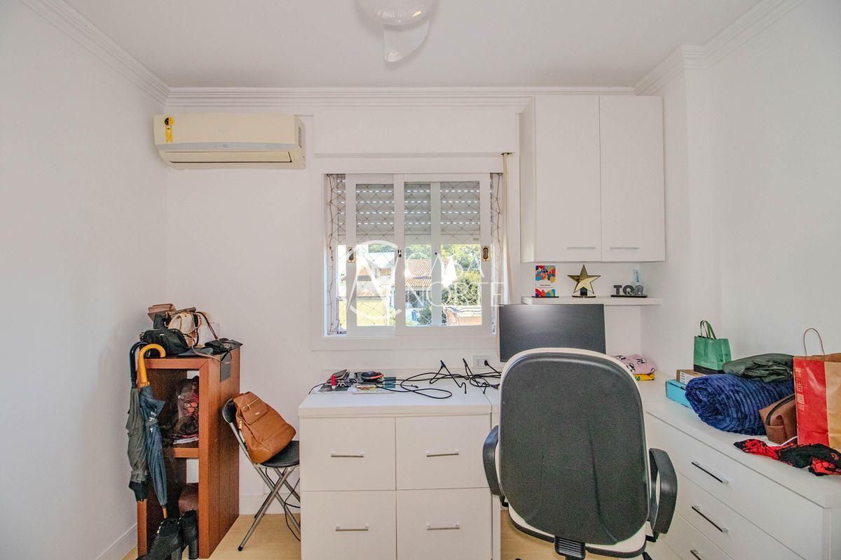 Apartamento à venda com 2 quartos, 55m², 1 suíte, 2 vagas, Rua Ariovaldo Pinheiro no bairro Passo da Areia em Porto Alegre