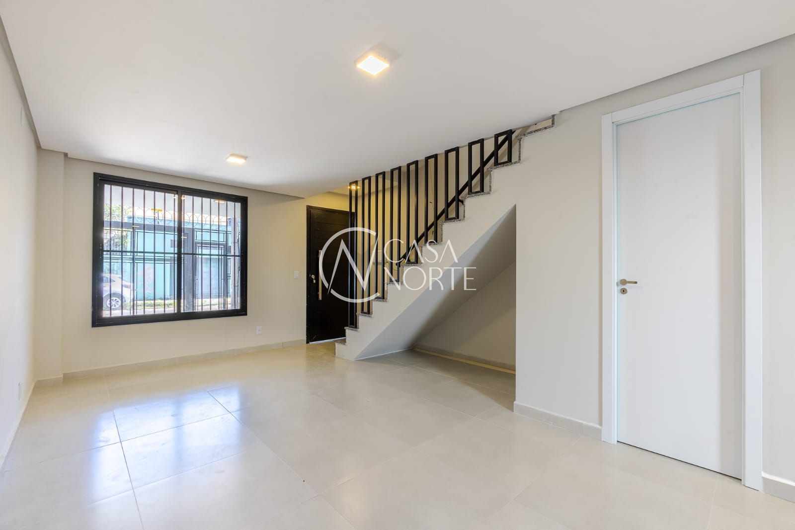 Casa de Condomínio à venda com 3 quartos, 94m², 1 suíte, 1 vaga, Travessa Lucas de Lima no bairro Medianeira em Porto Alegre