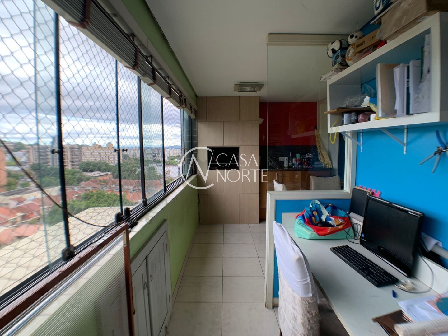 Apartamento à venda com 3 quartos, 100m², 1 suíte, 2 vagas, Rua Doutor Armando Barbedo no bairro Tristeza em Porto Alegre