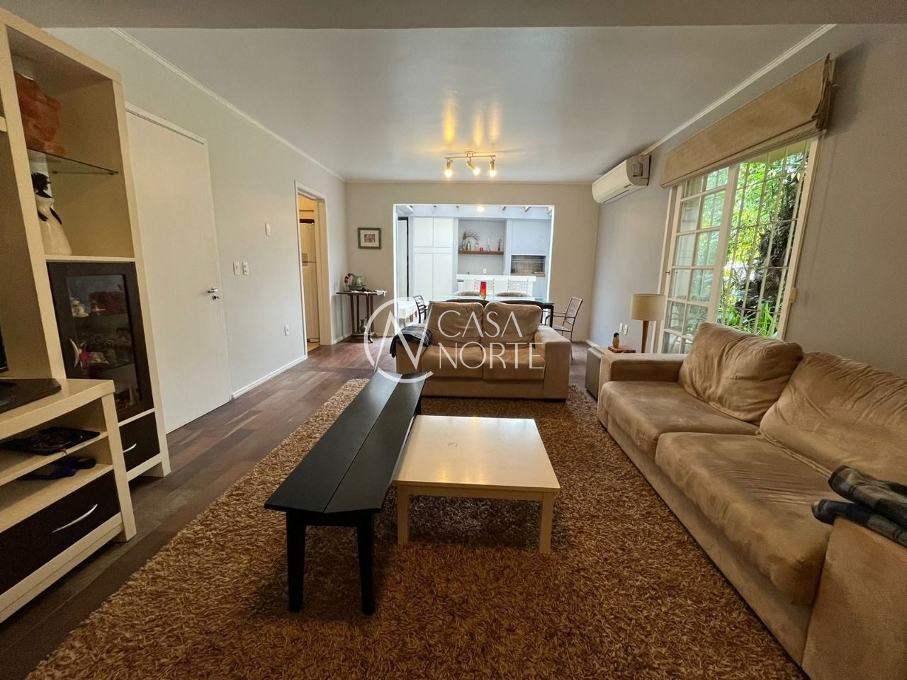 Casa de Condomínio à venda com 3 quartos, 162m², 1 suíte, 2 vagas, Rua Doutor Armando Barbedo no bairro Tristeza em Porto Alegre