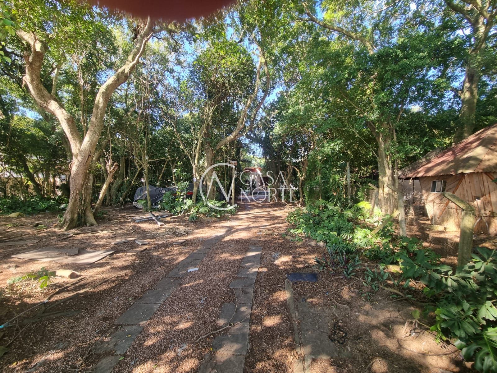 Terreno à venda  com 972m², Avenida Guaíba no bairro Ipanema em Porto Alegre