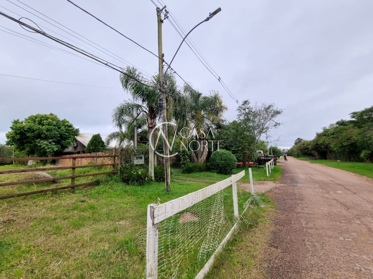 Terreno à venda , 836m², Avenida Heitor Vieira no bairro Belém Novo em Porto Alegre