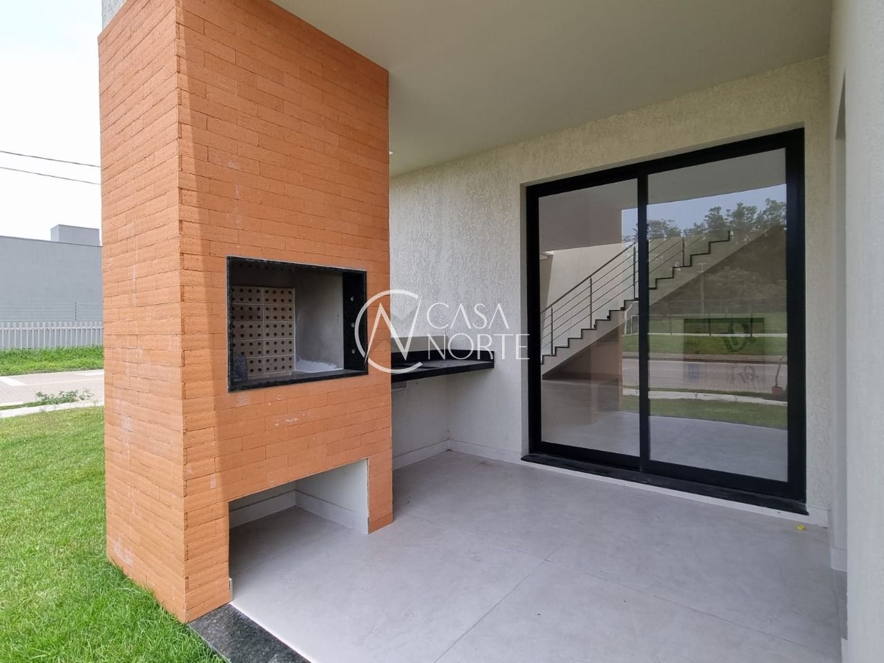 Casa à venda com 3 quartos, 145m², 1 suíte, 3 vagas, Rua Farid Germano no bairro Hípica em Porto Alegre