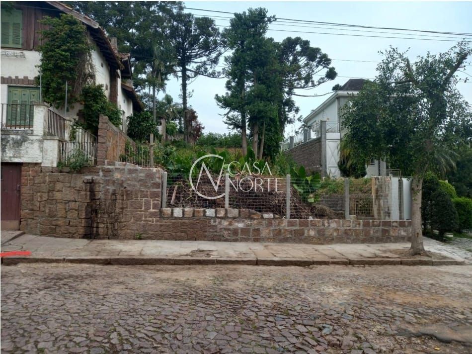 Terreno à venda  com 396m², Rua Professor Pereira Coelho no bairro Tristeza em Porto Alegre
